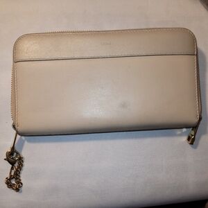Chloé Baylee Leather Continental Long Wallet Beige/Black with Gold Chain